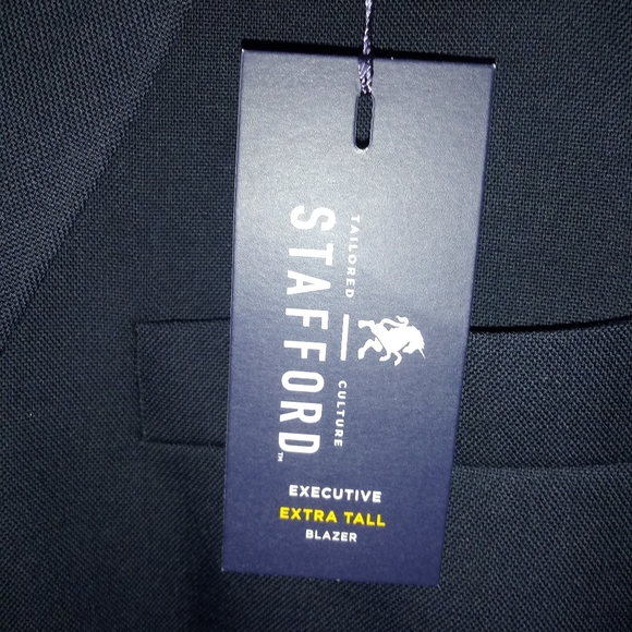 Stafford Big & Tall Executive Blazer - Picture 4 of 8